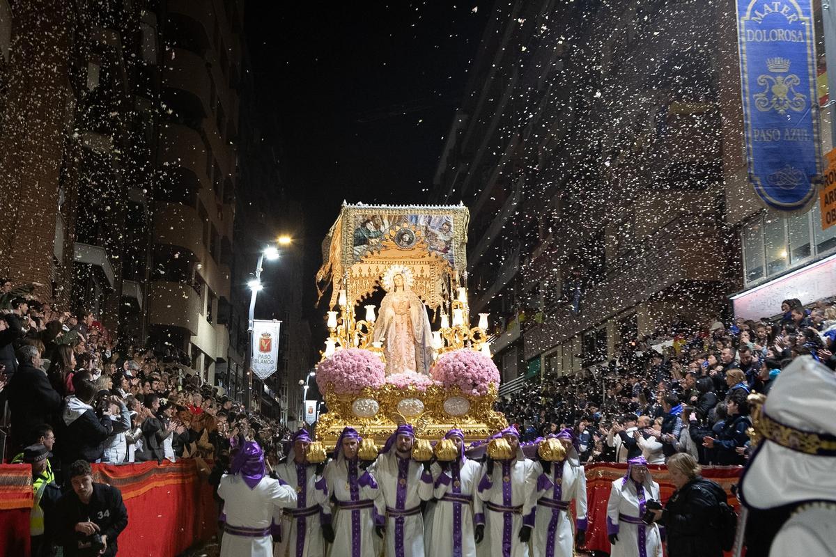 La procesión del Viernes Santo de Lorca, en imágenes
