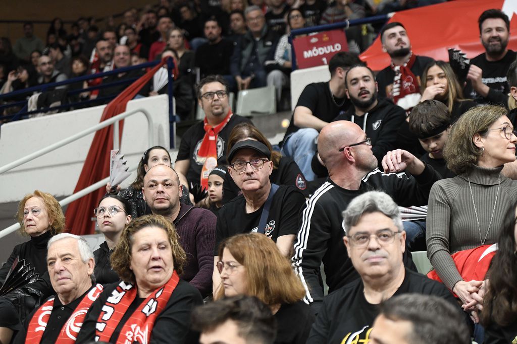 Todas las imágenes del partido del UCAM Murcia contra el Bàsquet Girona