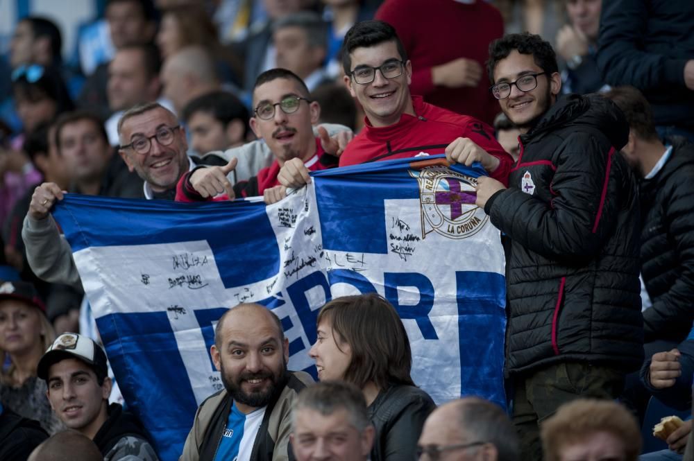 La afición del Dépor llena Riazor ante el Mallorca