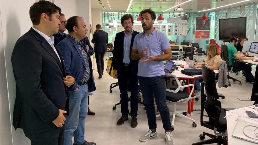 José Crespo durante su visita a las instalaciones del Vodafone Plaza, en Madrid.