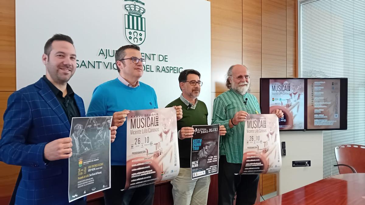 Presentación de la Semana Musical Vicente Lillo Cánovas. De izquierda a derecha, Jaume Gavilán, Óscar Lillo, Pachi Pascual y Octavio de Juan