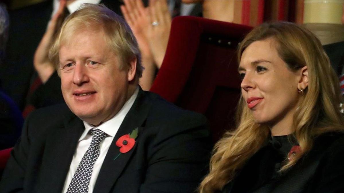 BORIS JOHNSON Y CARRIE SYMONDS