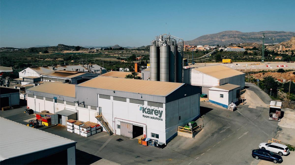 En la actualidad, la compañía cuenta con centros productivos en Agost y San Vicente del Raspeig.