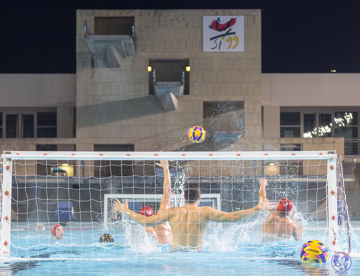 Entrenamiento de la selección española de waterpolo en Mallorca