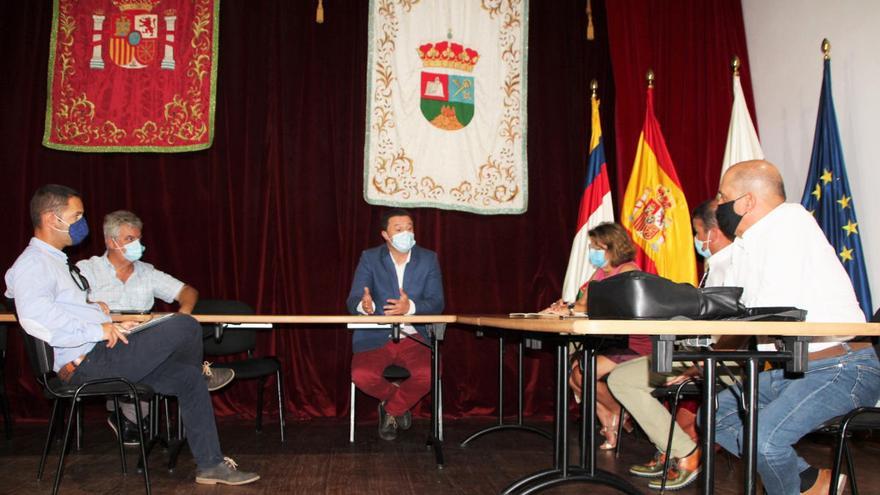 Yaiza recuerda al grupo parlamentario socialista obras e inversiones pendientes en el municipio