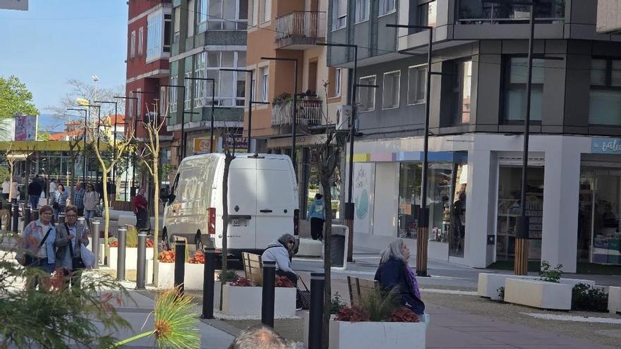 Arrecian las quejas por el paso de vehículos por Clara Campoamor