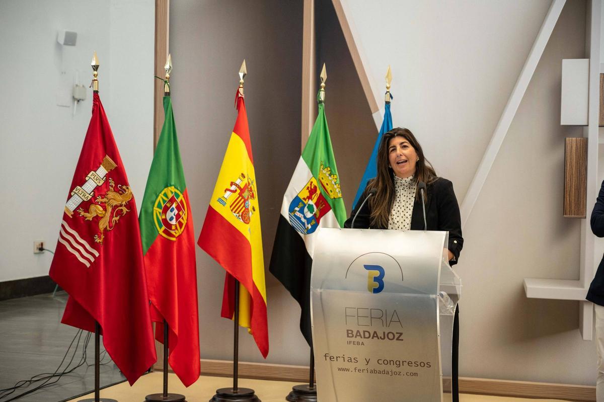 Fotogalería | La inauguración de la Feria del Mueble de Badajoz, en imágenes