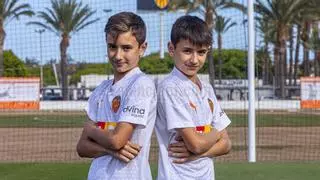 Los gemelos de la Ribera que siguen los pasos de Yarek Gasiorowski en el Valencia CF