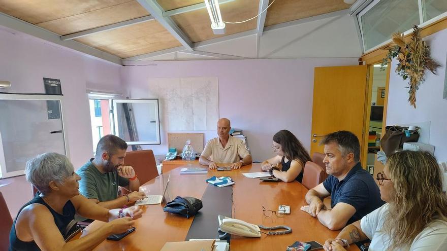 Bueu cierra el agua en las playas y restringe baldeos y riegos por la alerta de sequía