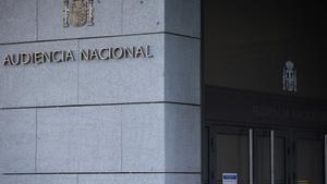 Entrada a la Audiencia Nacional en el momento en el que dos miembros del ente público ICM han sido testigos sobre la supuesta financiación ilegal del PP madrileño en ‘Púnica’, a 7 de octubre de 2021.