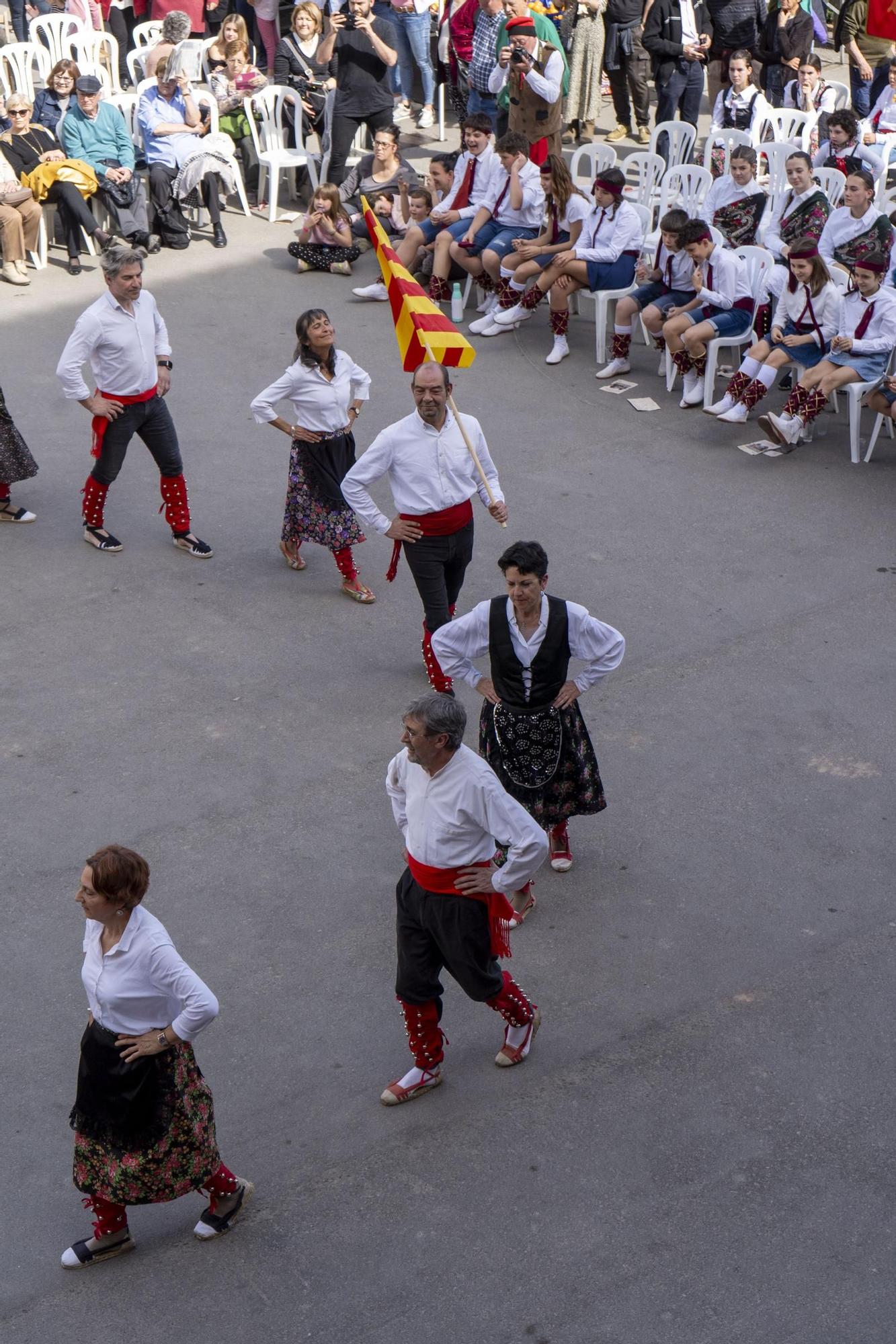 Totes les imatges de la trobada de balls de cascavells de Cardona