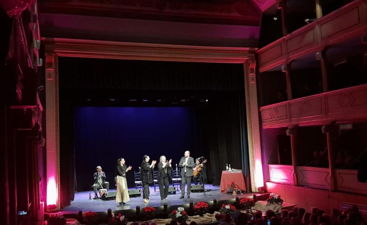 Un momento de la actuación de la «Zambomba Nochebuena Jerezana». | C. T.