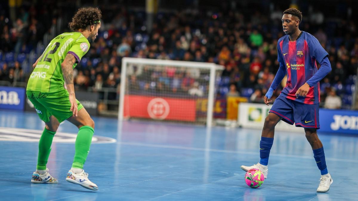 Touré se enfrenta al visitante Lucão