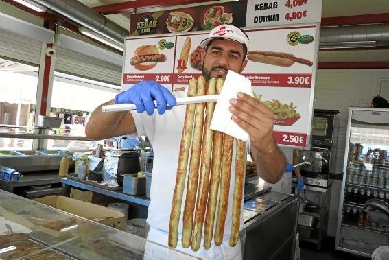 So läuft das Bratwurstgeschäft auf der Insel.