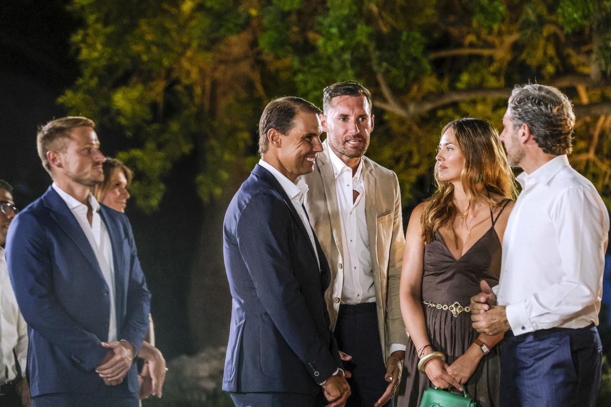 Marcus Cooper, Rafa Nadal, Rudy Fernández y Helen Lindes en Marivent en 2025 Marcus Cooper, Rafa Nadal, Rudy Fernández y Helen Lindes en Marivent en 2025