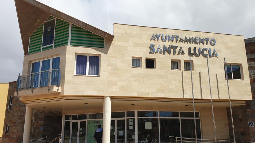 Fiscalía indaga si un funcionario de Santa Lucía de Tirajana accedió a una plaza de técnico sin la titulación