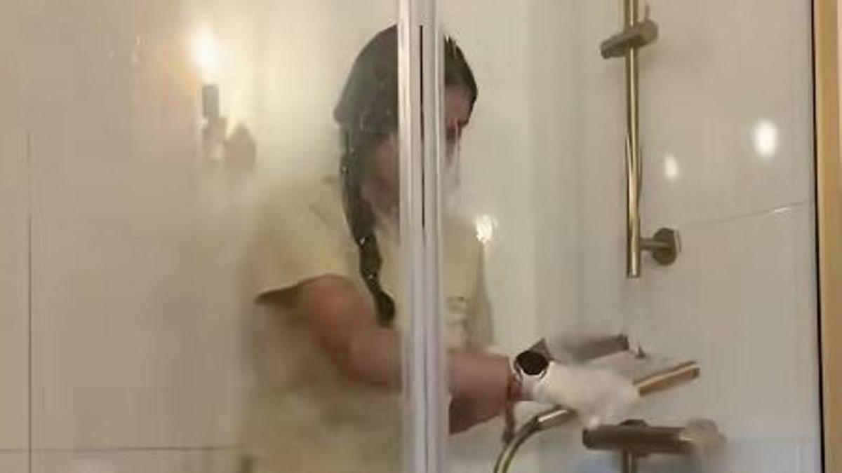 La creadora de contenido en un momento del vídeo