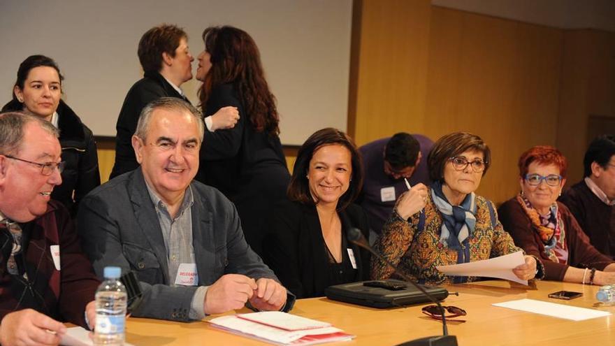 Rafael González Tovar, secretario general del PSOE, durante la reunión del comité regional celebrada ayer.