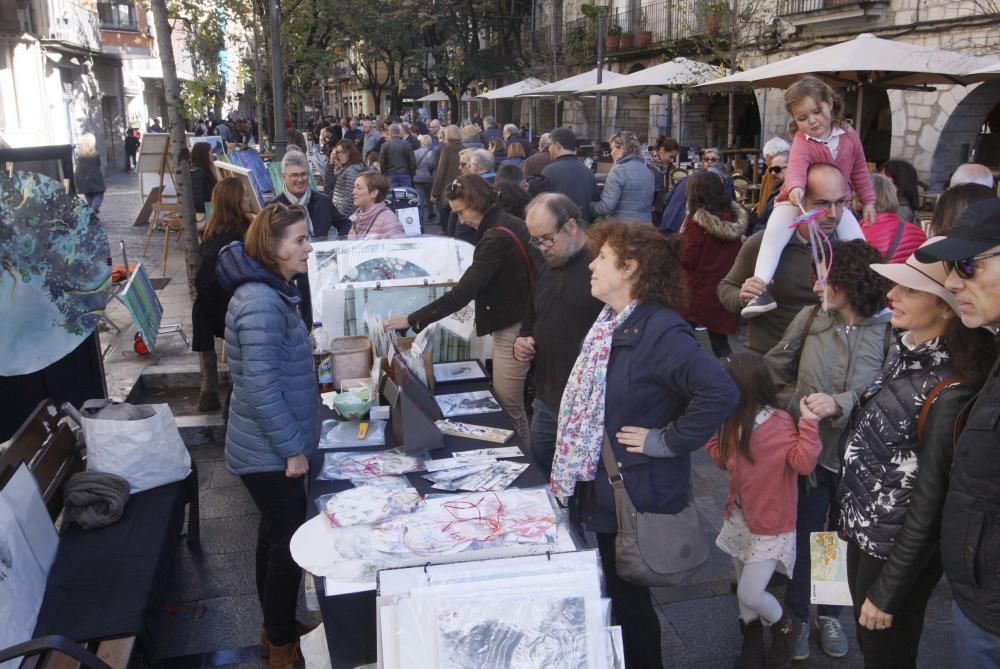 Milers de persones omplen el Barri Vell de Girona per Tots Sants - Fires de Girona 2018