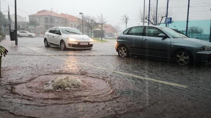 El agua siembra el caos en O Salnés