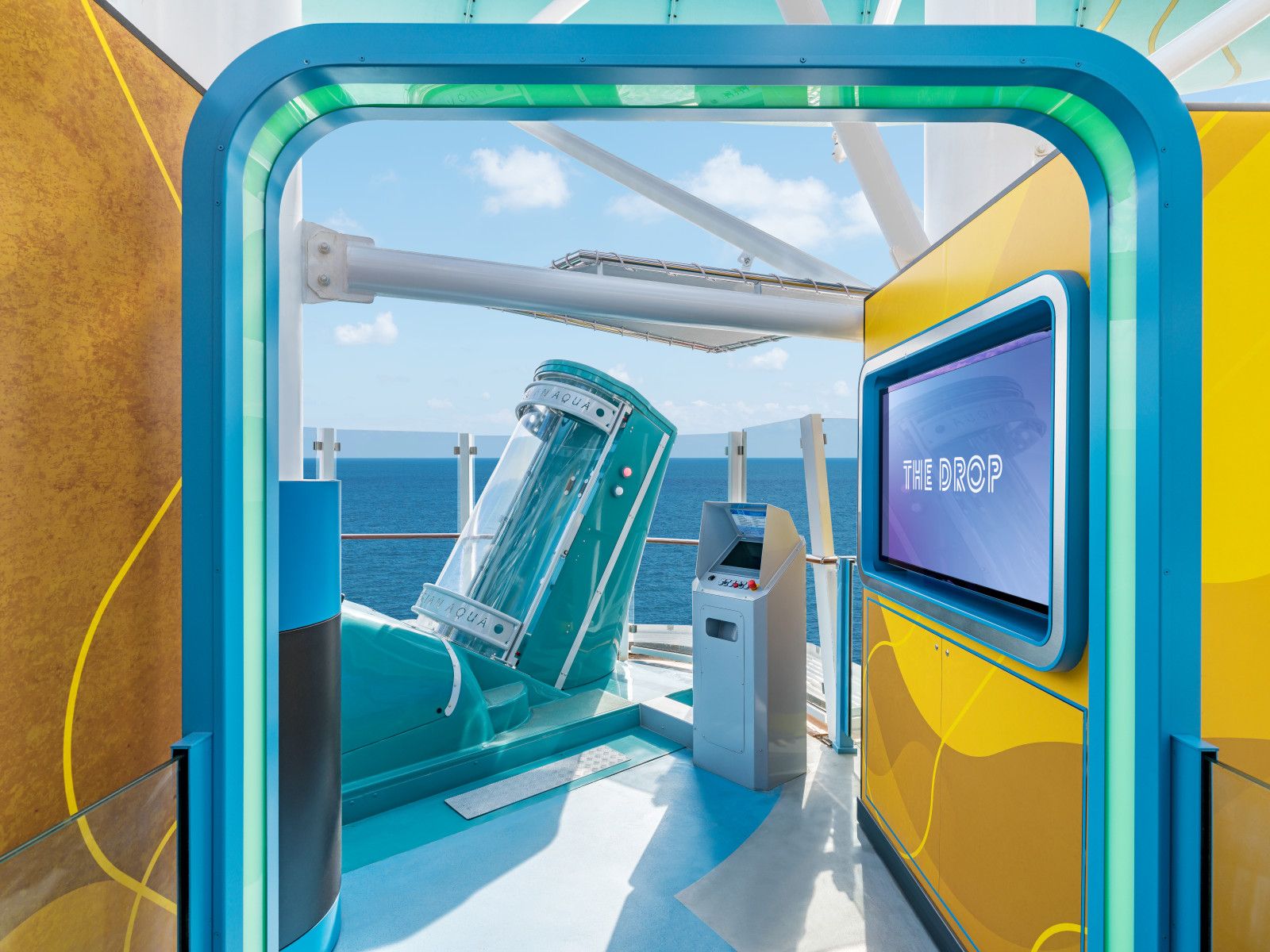 Así se ve la caída libre The Drop del Norwegian Aqua