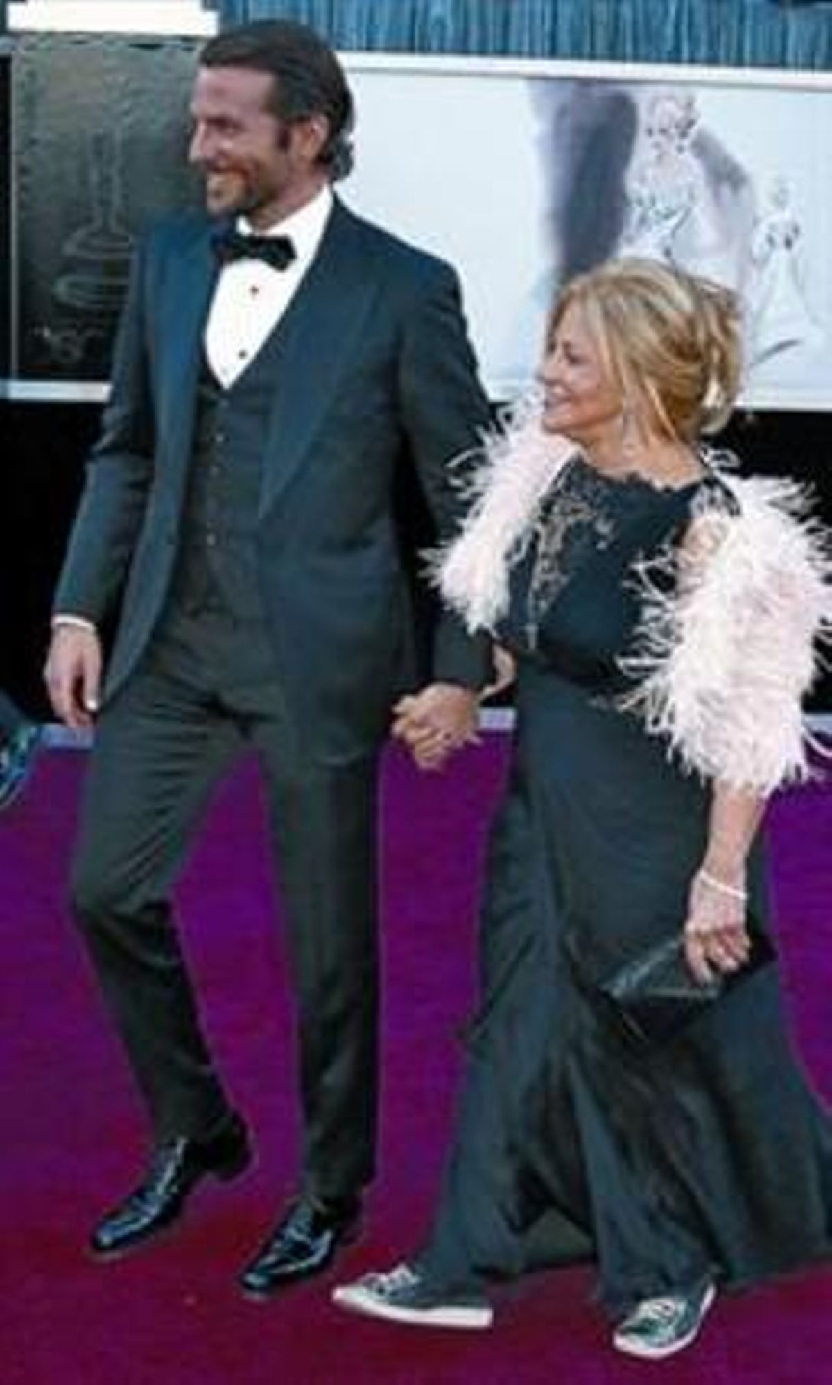 Cooper i la seva mare, Gloria Campano, als Oscars, al febrer. Cooper i la seva mare, Gloria Campano, als Oscars, al febrer.