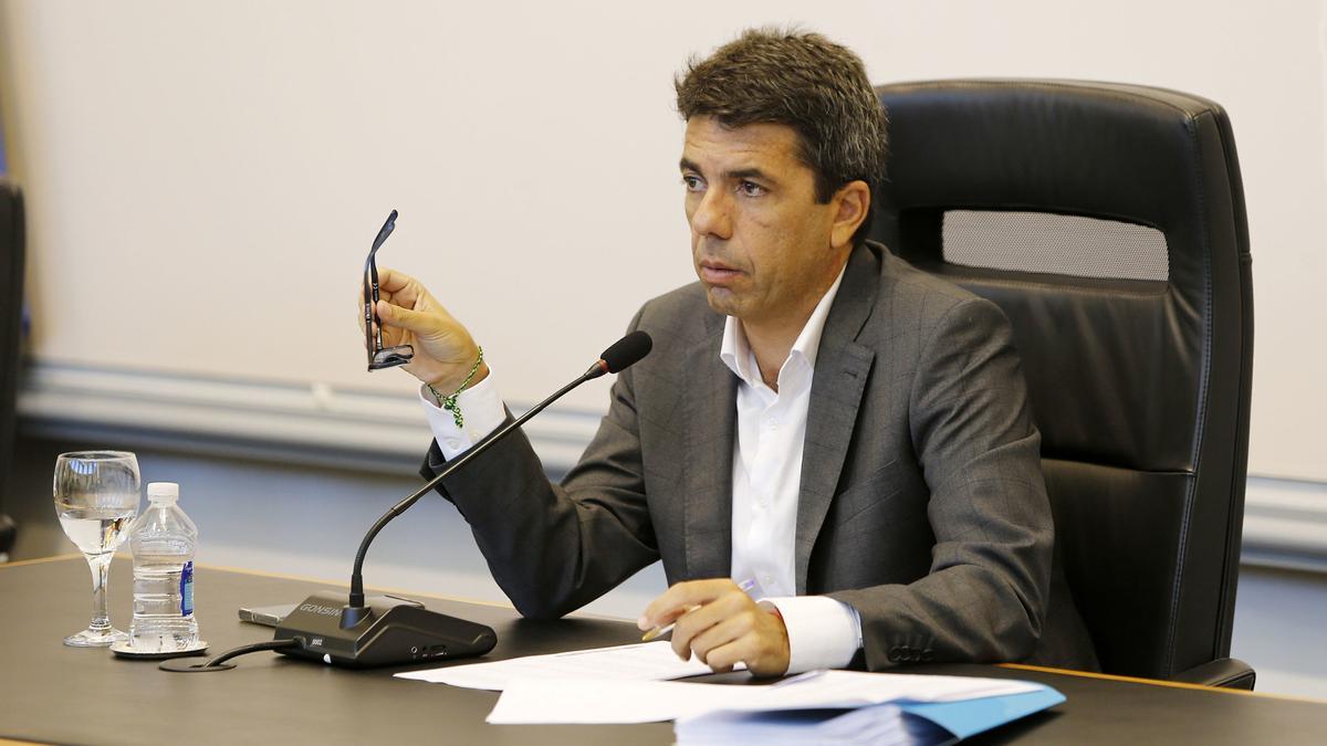 El presidente de la Diputación de Alicante, Carlos Mazón