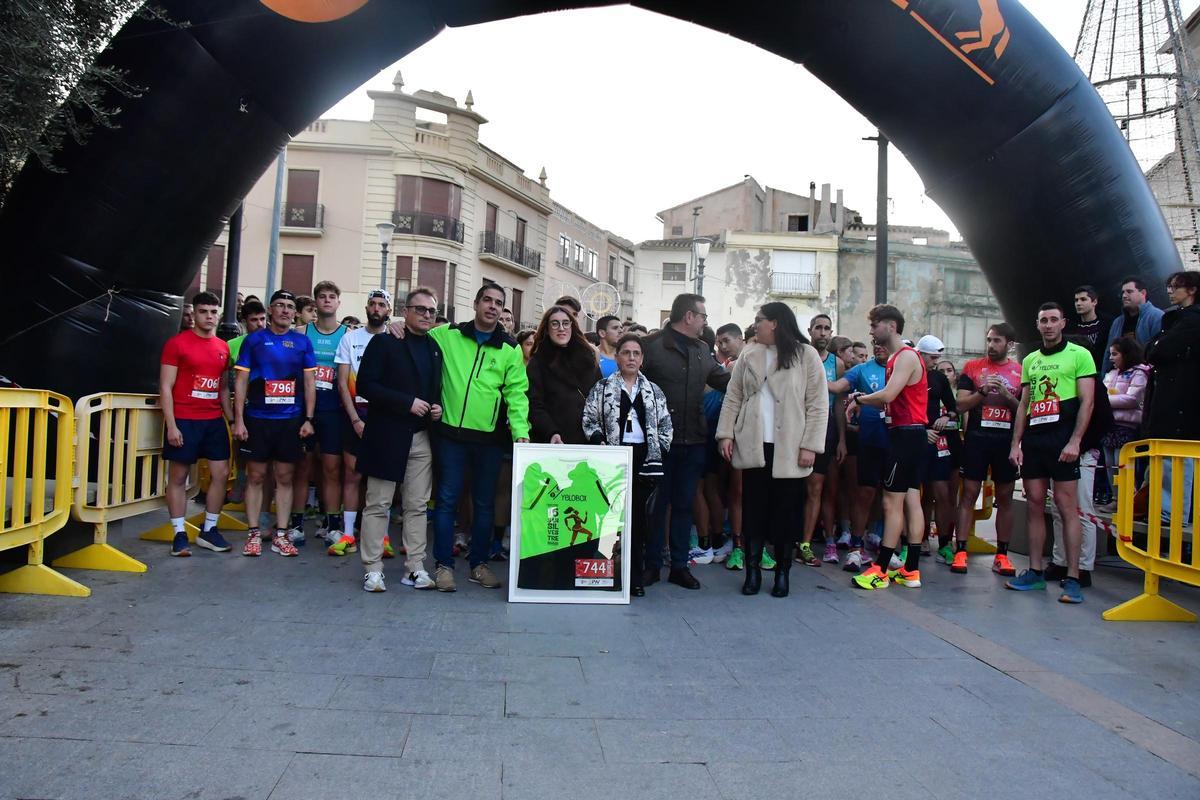 Un momento del homenaje a Juan Morcillo en la San Silvestre de Cieza