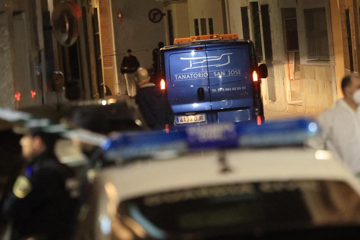 Galería de imágenes: Encuentran degolladas en su domicilio de Xilxes a una mujer y a su hija de 12 años