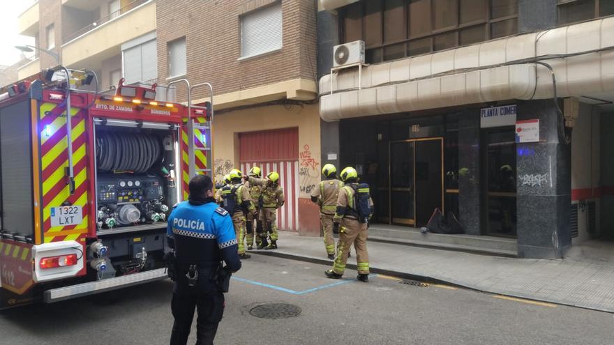 Despliegue de bomberos en el centro de Zamora: ¿qué ha pasado en Santa Teresa?