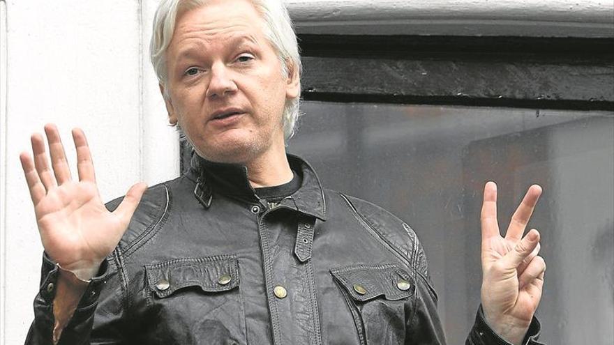 La fiscalía sueca archiva el caso contra Assange por violación