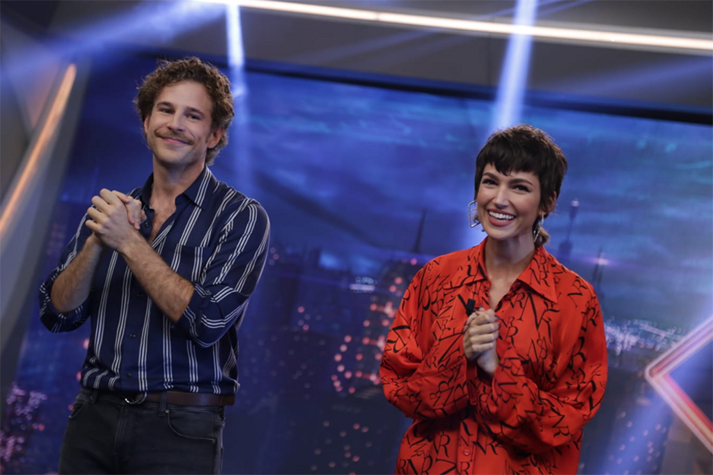 Úrsula Corberó y Álvaro Cervantes