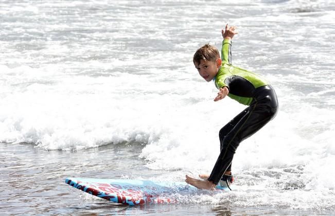 SURF PARA NIÑOS SALINETAS