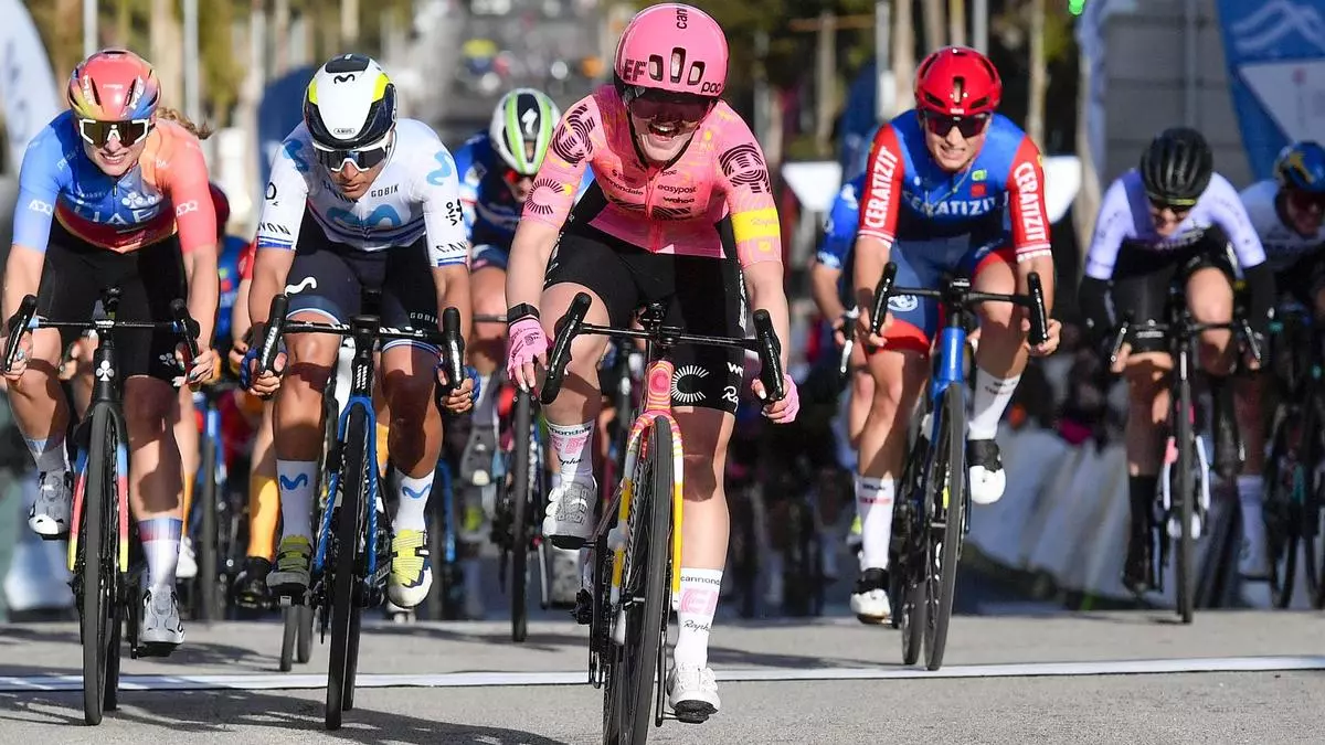 La suiza Noemi Rüegg gana la primera etapa de la Challenge Ciclista Mallorca femenina