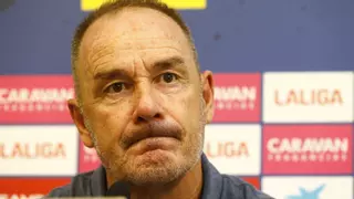 Víctor Fernández: "No vamos a completar la plantilla y no van a venir estrellas"