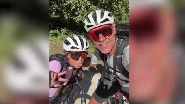 El Camino de Santiago portugués en bici del campeón del Tour Óscar Pereiro y su hija Catalina
