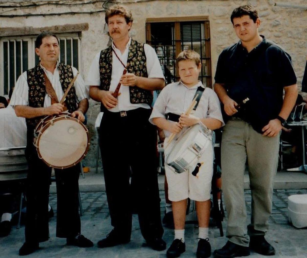 Santiago Armengot, segundo por la izquierda, en una imagen de archivo.