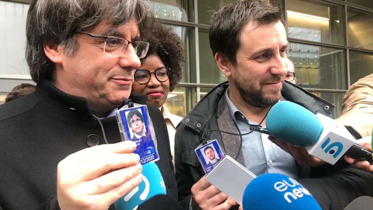 Puigdemont pierde el primer pulso judicial contra el Parlamento Europeo