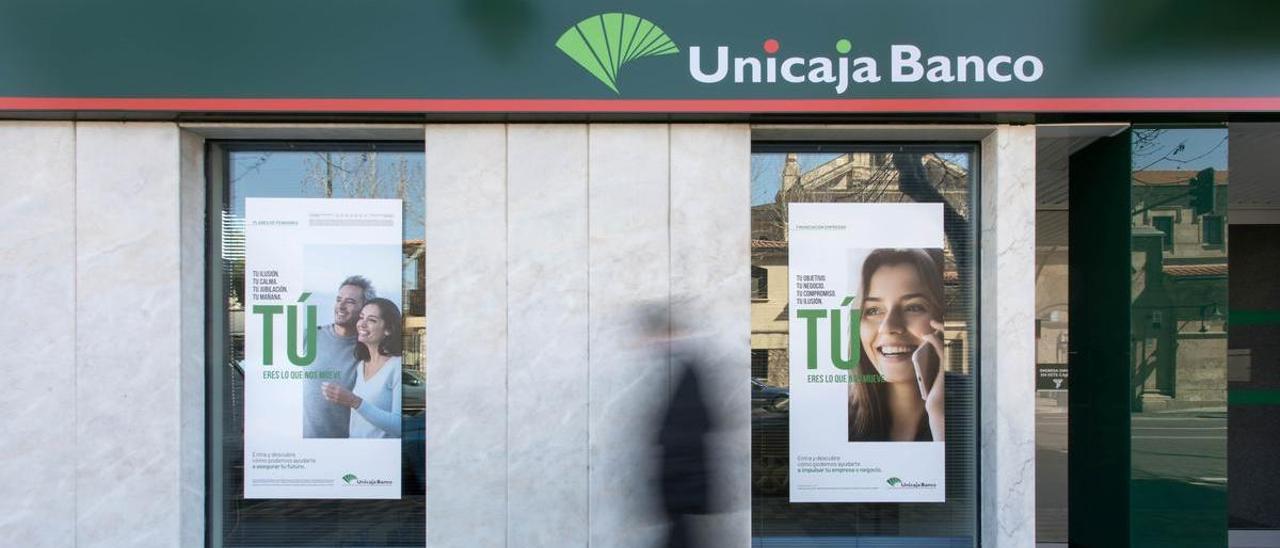 Una oficina de Unicaja Banco.
