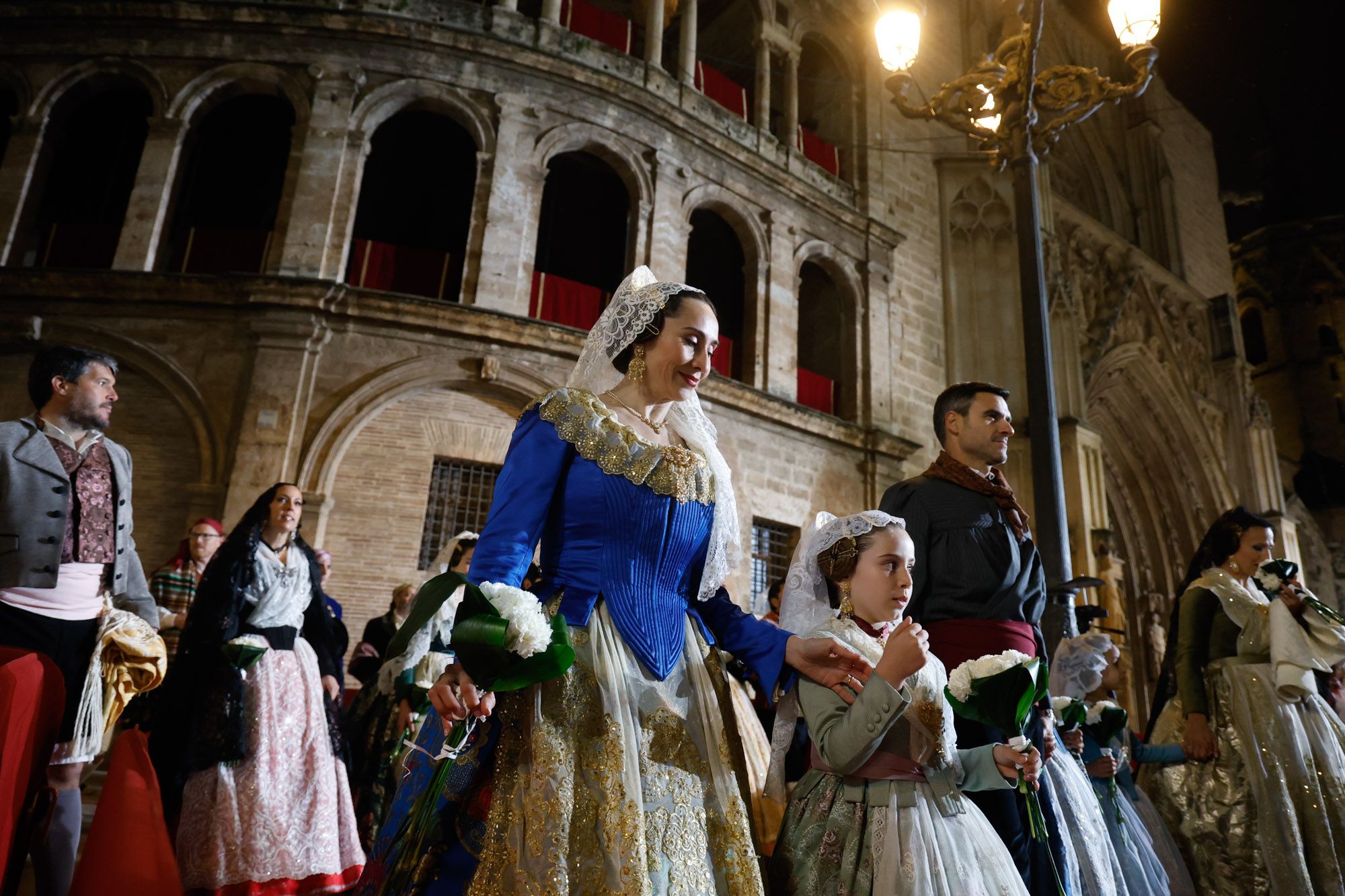 Todas las fotos de la Ofrenda del 17 de marzo por la calle de la Paz de 21:00 a 22:00 horas