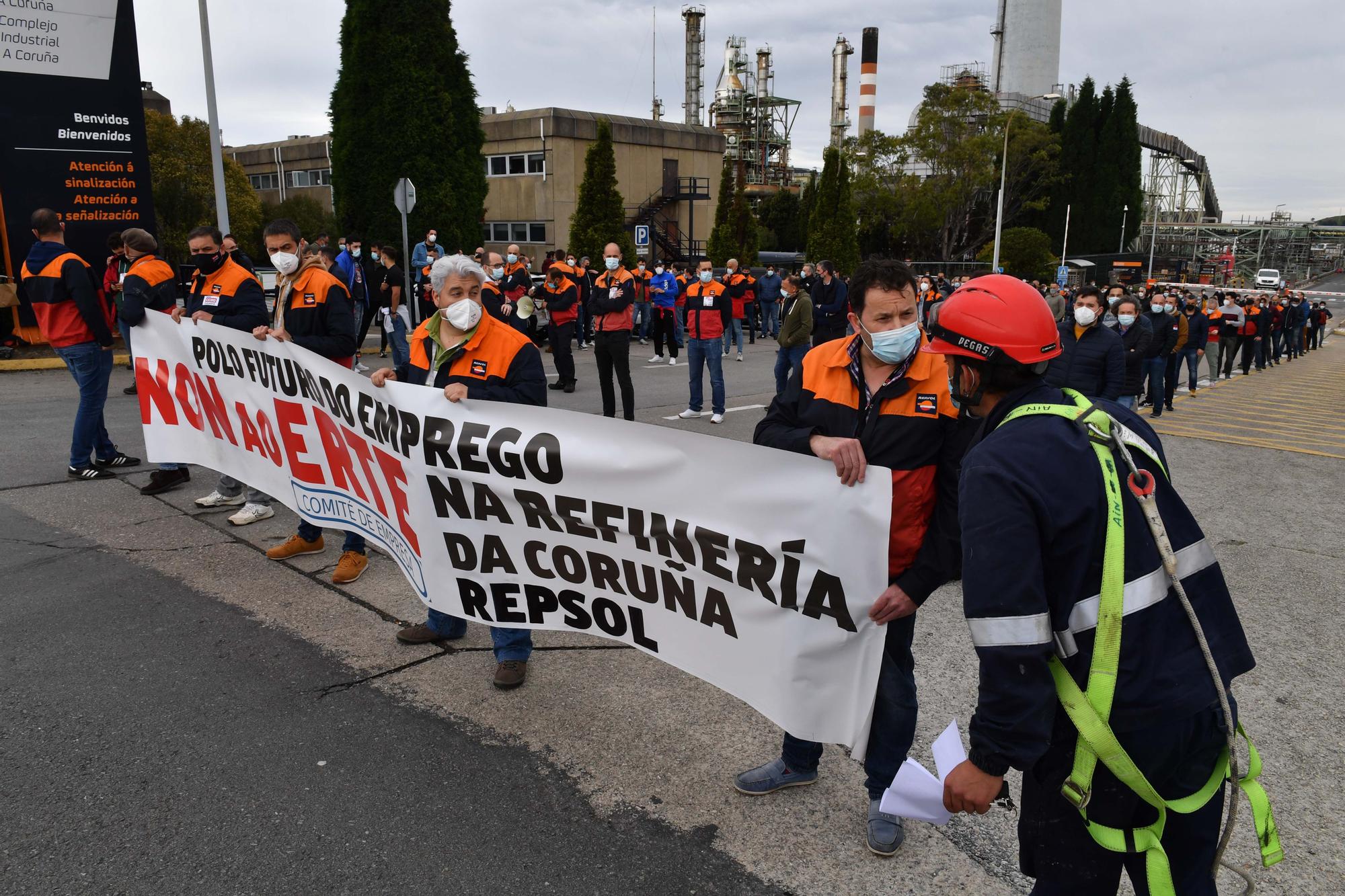 Manifestación de trabajadores de la refinería