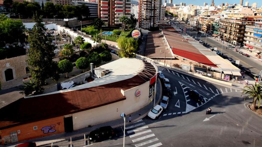 Acuerdo para derribar de forma parcial el antiguo Burger King de Benidorm