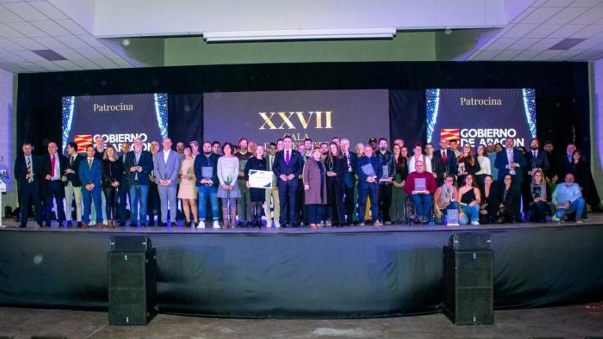 Foto de familia de la Gala del Deporte Aragonés