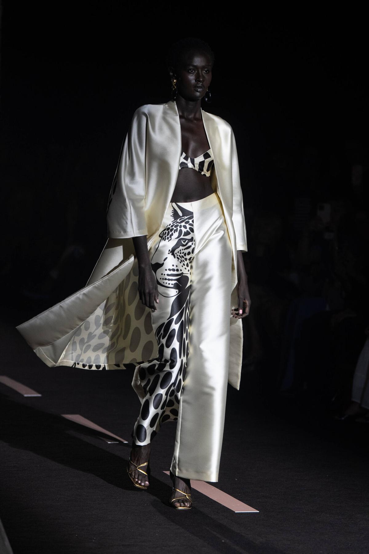 Desfile de Lola Casademunt by Maite en el marco de la 080 Barcelona Fashion