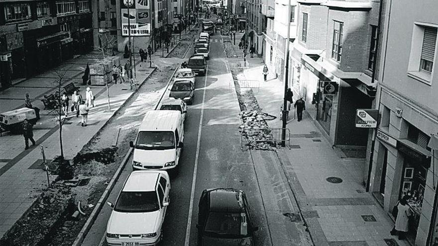 Vista de la avenida de Pumarín desde el puente