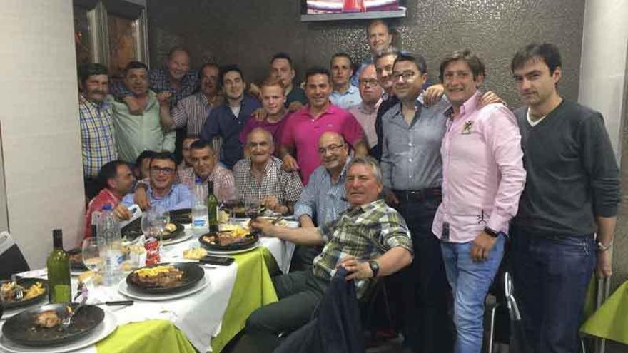 Cena de hermandad de cargadores de Jesús Nazareno