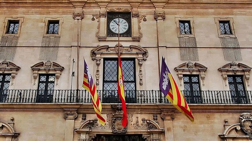 Beamter in Palma de Mallorca wegen Griff in Knöllchen-Kasse festgenommen