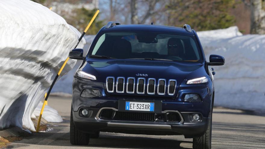 Jeep Cherokee y Jesús Calleja caen en la trampa de los vecinos de Maraña