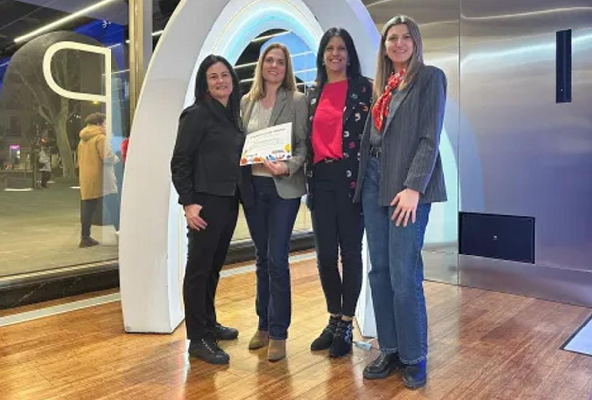 El CEIP Cervantes recibió la distinción en una gala organizada por el Gobierno de Aragón.