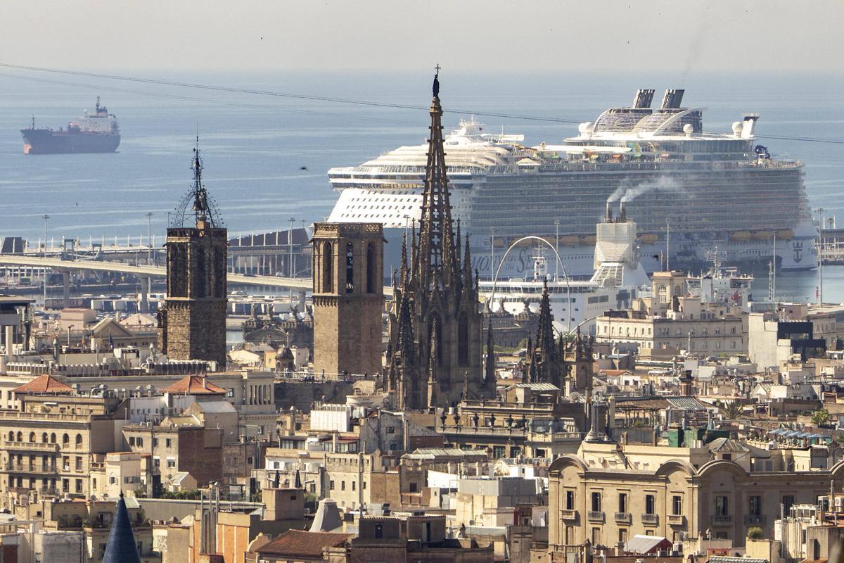 Catalunya apujarà a 30 euros la taxa turística dels passatgers dels creuers